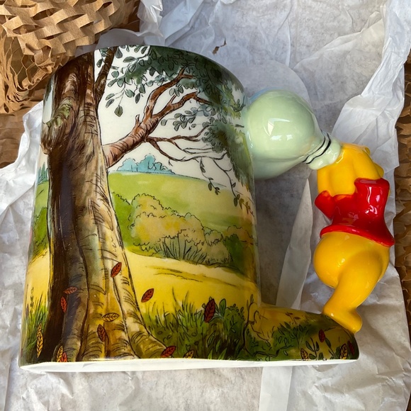 Disney park Winnie the Pooh mug - Picture 2 of 4